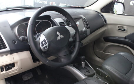 Mitsubishi Outlander III рестайлинг 3, 2008 год, 1 269 000 рублей, 5 фотография