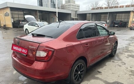 Skoda Rapid I, 2017 год, 1 050 000 рублей, 14 фотография