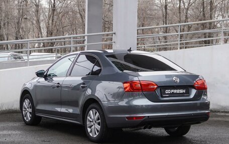 Volkswagen Jetta VI, 2012 год, 999 000 рублей, 2 фотография