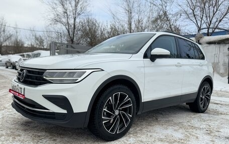 Volkswagen Tiguan II, 2021 год, 2 850 000 рублей, 1 фотография