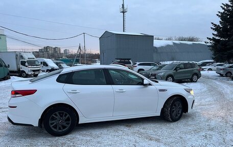 KIA Optima IV, 2018 год, 1 770 000 рублей, 2 фотография