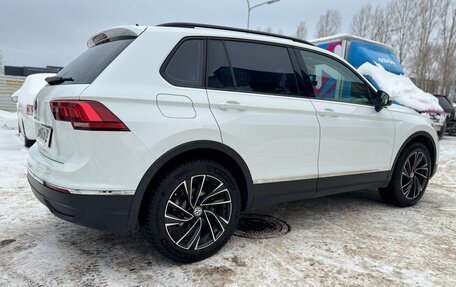 Volkswagen Tiguan II, 2021 год, 2 850 000 рублей, 7 фотография