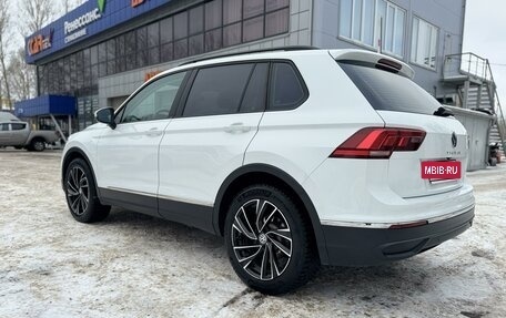 Volkswagen Tiguan II, 2021 год, 2 850 000 рублей, 5 фотография