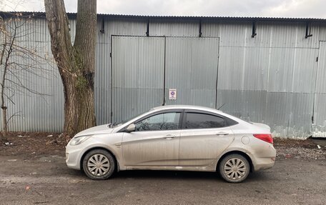 Hyundai Solaris II рестайлинг, 2013 год, 750 000 рублей, 7 фотография