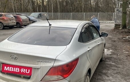 Hyundai Solaris II рестайлинг, 2013 год, 750 000 рублей, 9 фотография