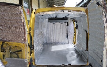 Renault Kangoo II рестайлинг, 2002 год, 500 000 рублей, 4 фотография