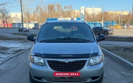 Chrysler Voyager IV, 2002 год, 420 000 рублей, 2 фотография