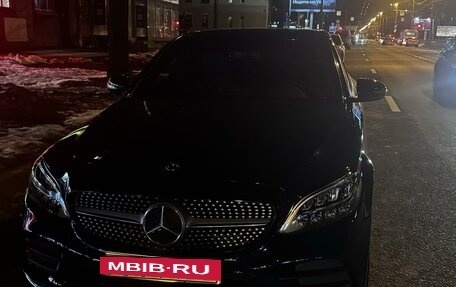 Mercedes-Benz C-Класс, 2018 год, 3 150 000 рублей, 12 фотография