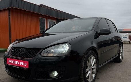 Volkswagen Golf V, 2005 год, 800 000 рублей, 2 фотография