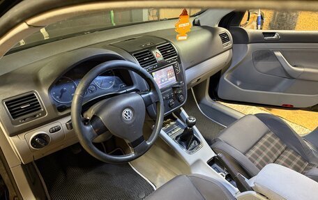 Volkswagen Golf V, 2005 год, 800 000 рублей, 13 фотография