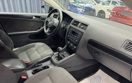 Volkswagen Jetta III, 2013 год, 1 050 000 рублей, 11 фотография