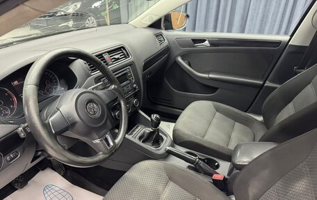 Volkswagen Jetta III, 2013 год, 1 050 000 рублей, 10 фотография