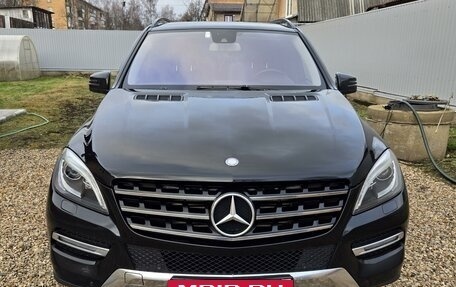 Mercedes-Benz M-Класс, 2012 год, 2 550 000 рублей, 2 фотография