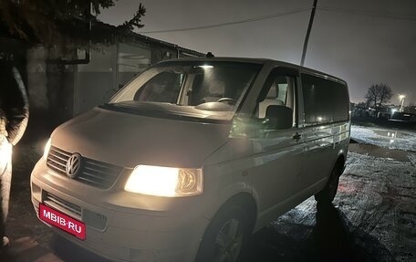 Volkswagen Transporter T5 рестайлинг, 2006 год, 980 000 рублей, 1 фотография