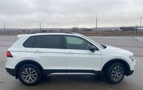 Volkswagen Tiguan II, 2019 год, 3 000 000 рублей, 6 фотография