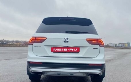 Volkswagen Tiguan II, 2019 год, 3 000 000 рублей, 10 фотография