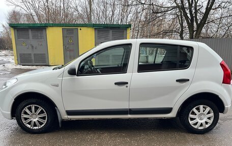 Renault Sandero I, 2012 год, 700 000 рублей, 2 фотография