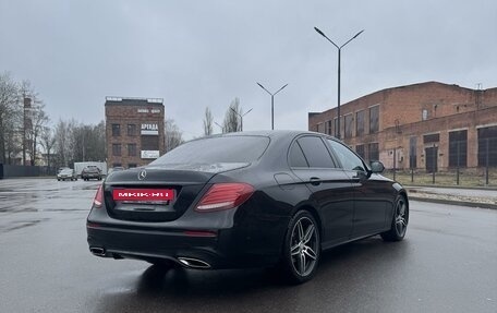 Mercedes-Benz E-Класс, 2016 год, 3 330 000 рублей, 6 фотография