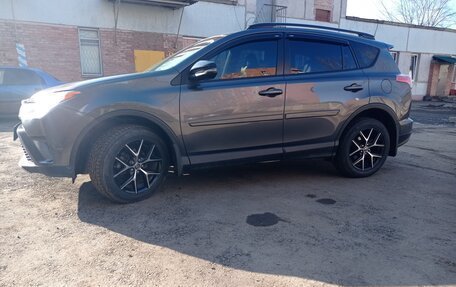 Toyota RAV4, 2016 год, 2 700 000 рублей, 8 фотография