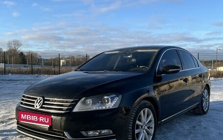 Volkswagen Passat B7, 2013 год, 1 350 000 рублей, 2 фотография