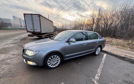 Skoda Superb III рестайлинг, 2012 год, 1 300 000 рублей, 6 фотография