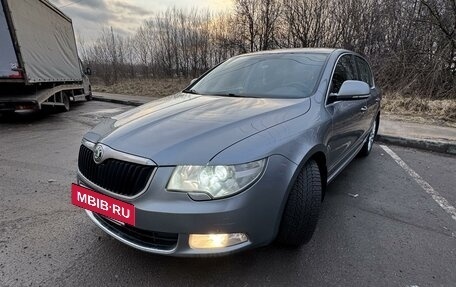 Skoda Superb III рестайлинг, 2012 год, 1 300 000 рублей, 2 фотография