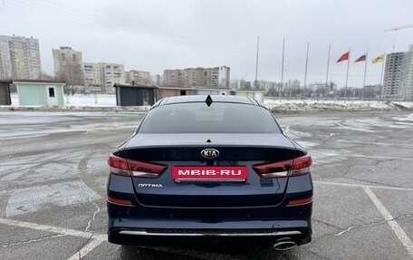 KIA Optima IV, 2019 год, 2 350 000 рублей, 6 фотография