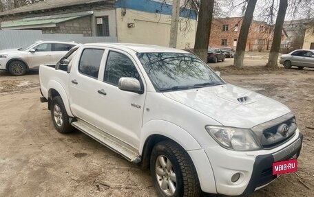 Toyota Hilux VII, 2011 год, 2 190 000 рублей, 5 фотография