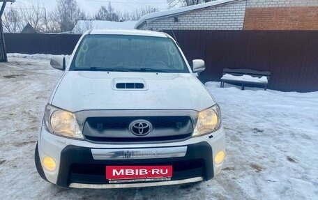 Toyota Hilux VII, 2011 год, 2 190 000 рублей, 17 фотография