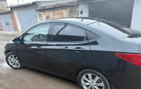 Hyundai Solaris II рестайлинг, 2011 год, 760 000 рублей, 6 фотография