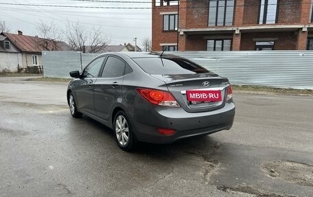 Hyundai Solaris II рестайлинг, 2013 год, 1 050 000 рублей, 7 фотография