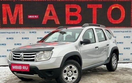 Renault Duster I рестайлинг, 2012 год, 796 000 рублей, 2 фотография