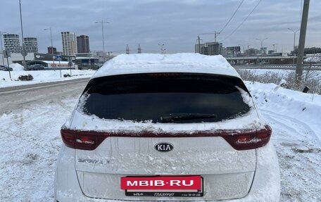 KIA Sportage IV рестайлинг, 2021 год, 2 649 000 рублей, 5 фотография