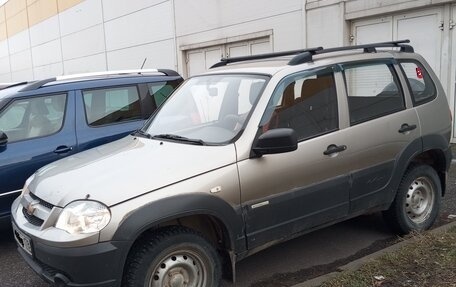 Chevrolet Niva I рестайлинг, 2014 год, 565 000 рублей, 4 фотография