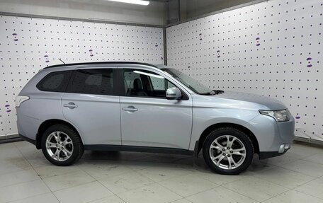 Mitsubishi Outlander III рестайлинг 3, 2012 год, 1 630 000 рублей, 7 фотография