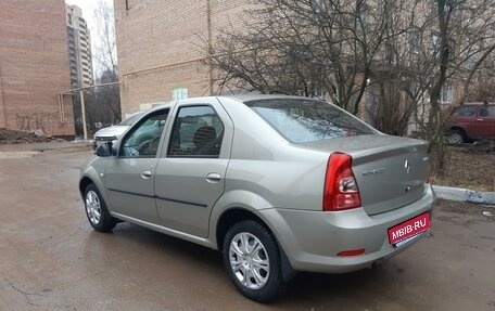 Renault Logan I, 2013 год, 700 000 рублей, 1 фотография