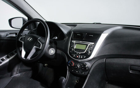 Hyundai Solaris II рестайлинг, 2012 год, 944 265 рублей, 9 фотография