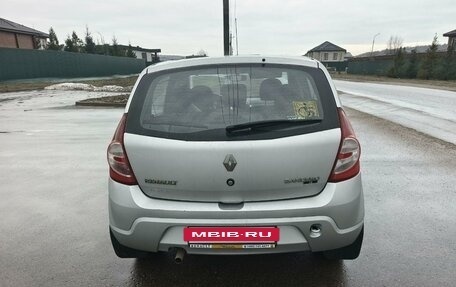 Renault Sandero I, 2014 год, 750 000 рублей, 6 фотография