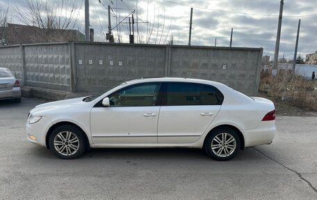 Skoda Superb III рестайлинг, 2011 год, 1 060 000 рублей, 3 фотография