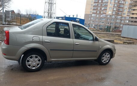 Renault Logan I, 2013 год, 700 000 рублей, 7 фотография