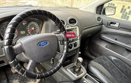 Ford Focus II рестайлинг, 2005 год, 337 000 рублей, 3 фотография