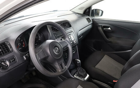 Volkswagen Polo VI (EU Market), 2010 год, 796 950 рублей, 13 фотография