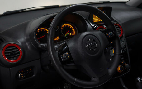 Opel Corsa D, 2011 год, 18 фотография