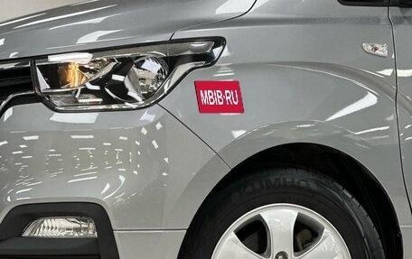 Hyundai Grand Starex Grand Starex I рестайлинг 2, 2019 год, 3 780 000 рублей, 18 фотография