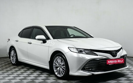 Toyota Camry, 2020 год, 3 800 000 рублей, 3 фотография