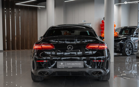 Mercedes-Benz E-Класс, 2019 год, 5 800 000 рублей, 6 фотография