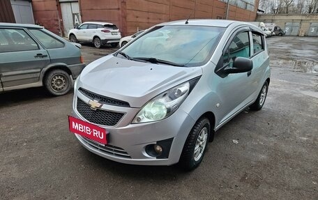 Chevrolet Spark III, 2012 год, 700 000 рублей, 1 фотография