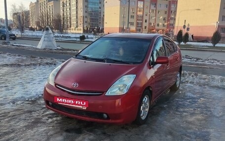 Toyota Prius, 2008 год, 690 000 рублей, 4 фотография