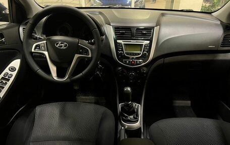 Hyundai Solaris II рестайлинг, 2012 год, 795 000 рублей, 8 фотография