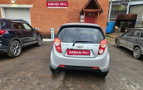 Chevrolet Spark III, 2012 год, 700 000 рублей, 4 фотография